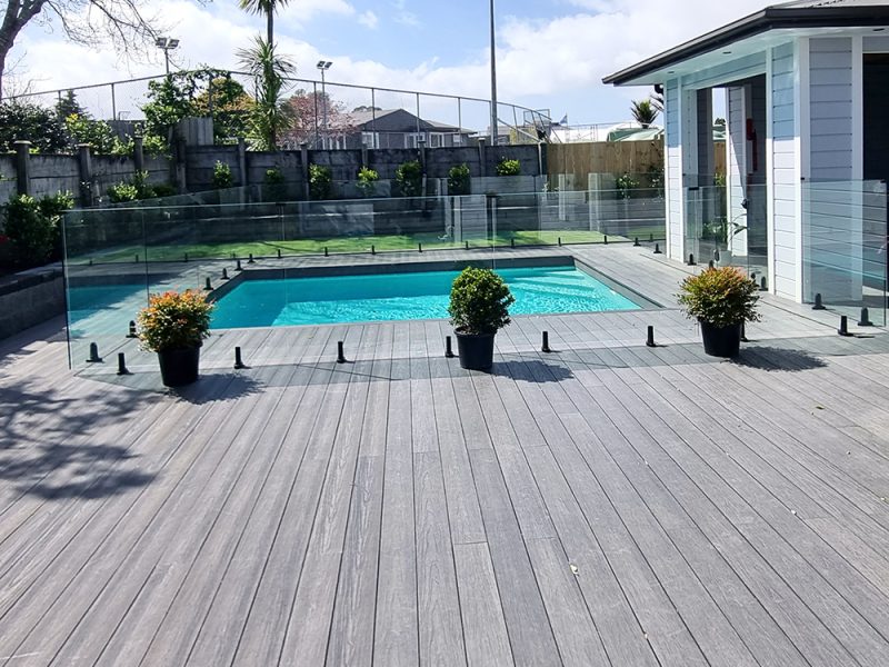 POOL FENCE (5)